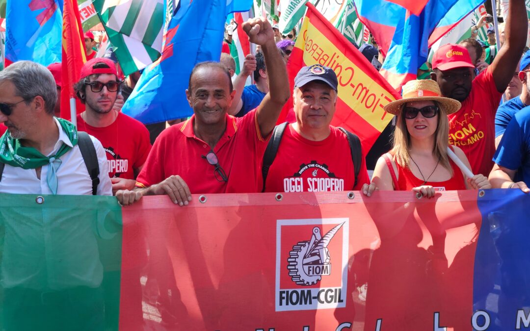 Bergamo invasa dai metalmeccanici: oltre 5.000 in piazza. Adesioni altissime in fabbrica allo sciopero nazionale