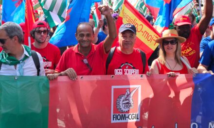 Bergamo invasa dai metalmeccanici: oltre 5.000 in piazza. Adesioni altissime in fabbrica allo sciopero nazionale